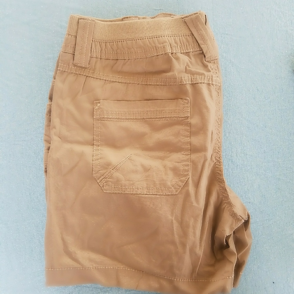Women's Khaki Shorts